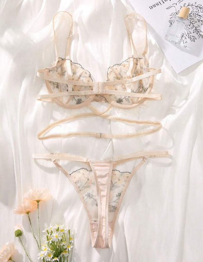 Ensemble Lace