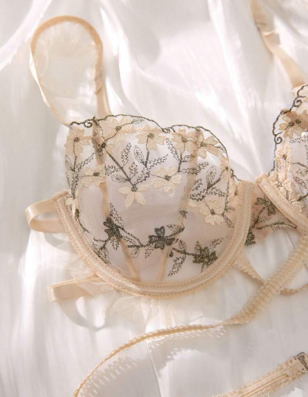 Ensemble Lace