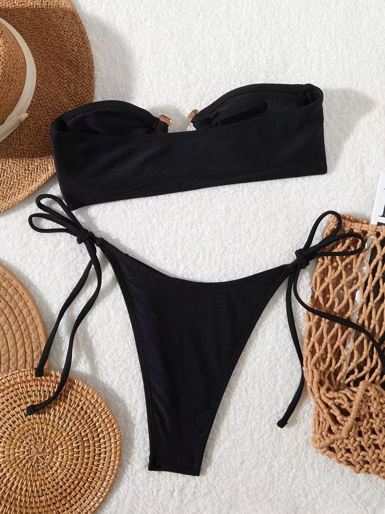 Bikini T